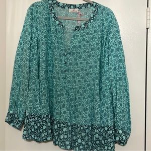 NWT Vineyard Vines tonal floral tiered top sea clay floral